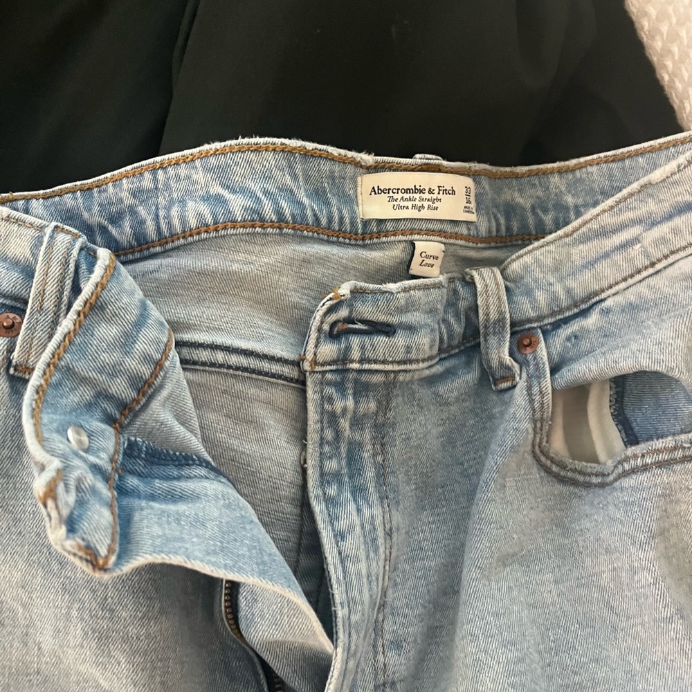 Abercrombie Curve Love Jeans